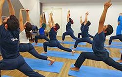Prática de Yoga na empresa