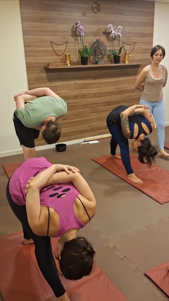 Ashtanga Yoga nas Mercês